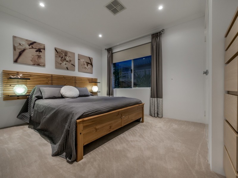 99 Vincent Road, Sinagra WA 6065