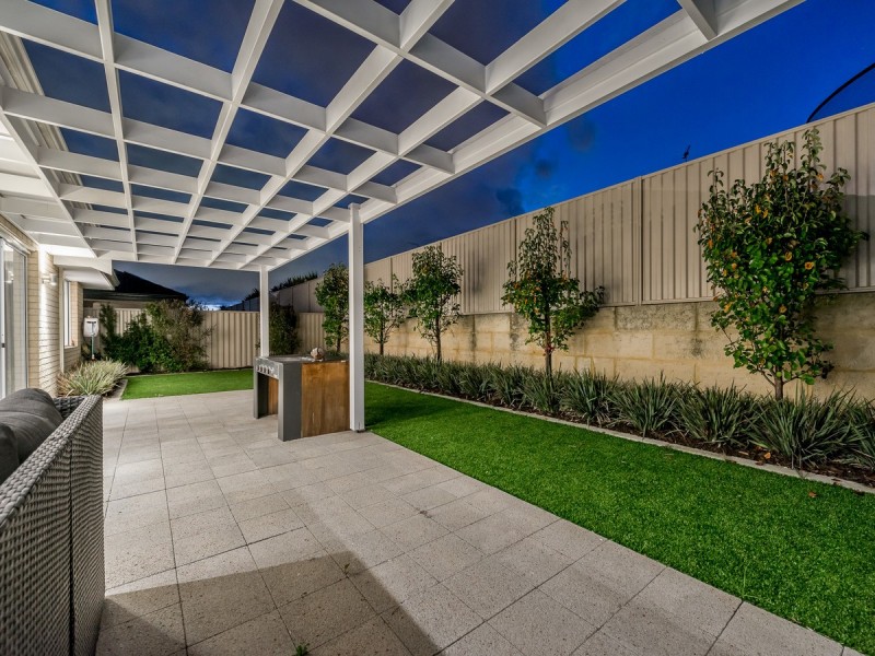 99 Vincent Road, Sinagra WA 6065