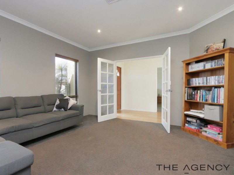 30 Pelham Gardens, Canning Vale WA 6155