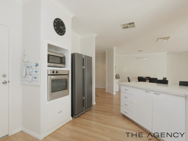 30 Pelham Gardens, Canning Vale WA 6155