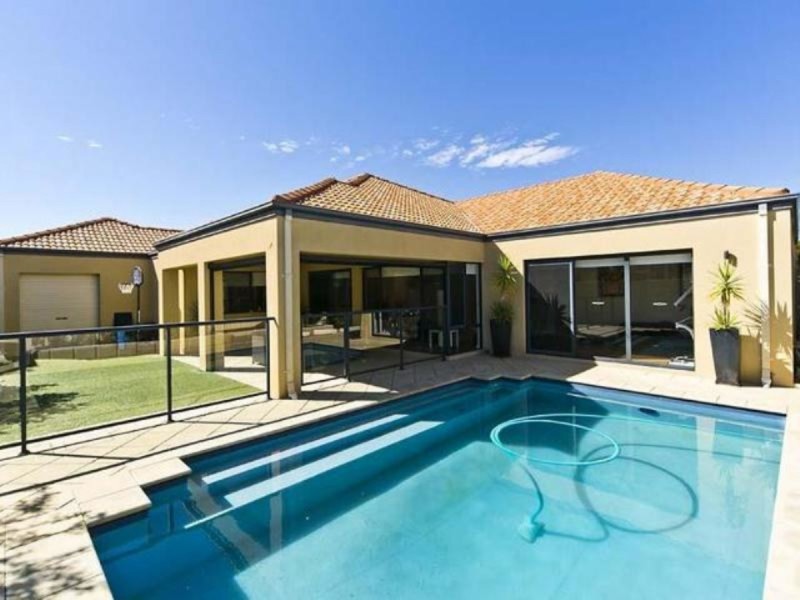 30 Pelham Gardens, Canning Vale WA 6155