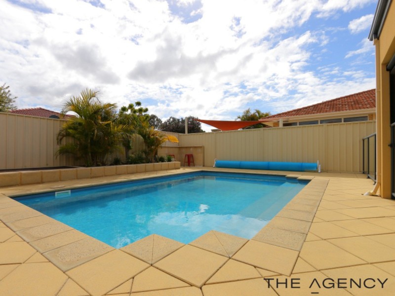 30 Pelham Gardens, Canning Vale WA 6155