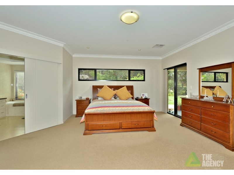 60 Watson Drive, Barragup WA 6209