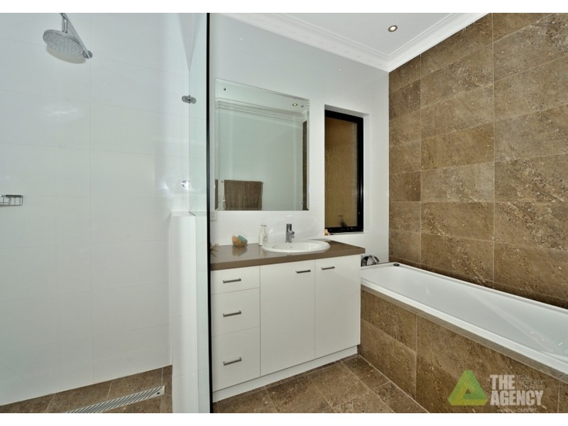 60 Watson Drive, Barragup WA 6209