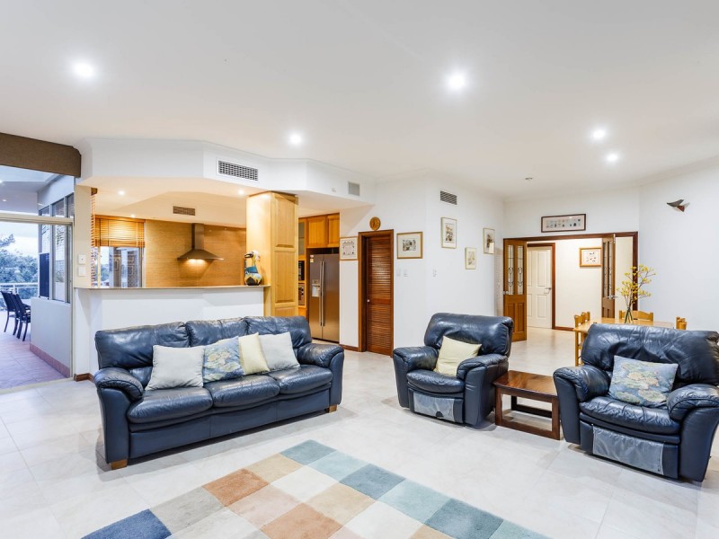 183 The Esplanade, Mount Pleasant WA 6153