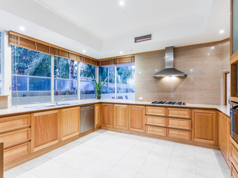 183 The Esplanade, Mount Pleasant WA 6153