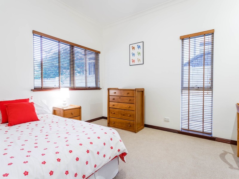 183 The Esplanade, Mount Pleasant WA 6153