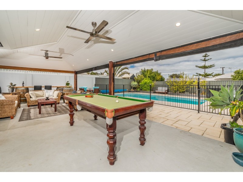 56 Tifera Circle, Kallaroo WA 6025