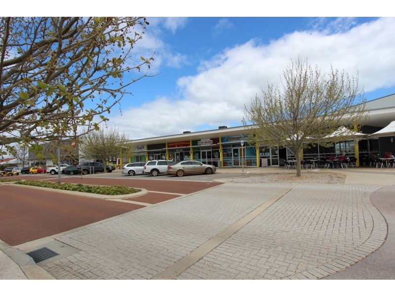 1 Senecio Way, Halls Head WA 6210