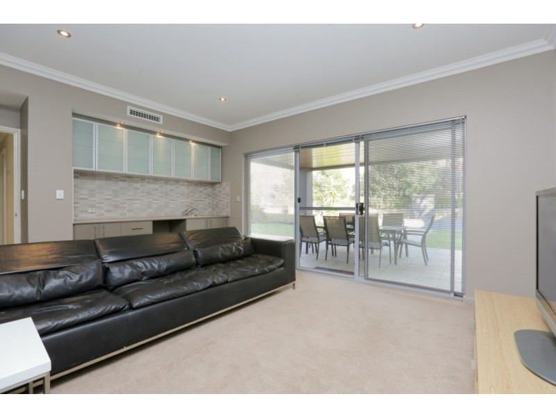 16 Southport Boulevard, Dawesville WA 6211