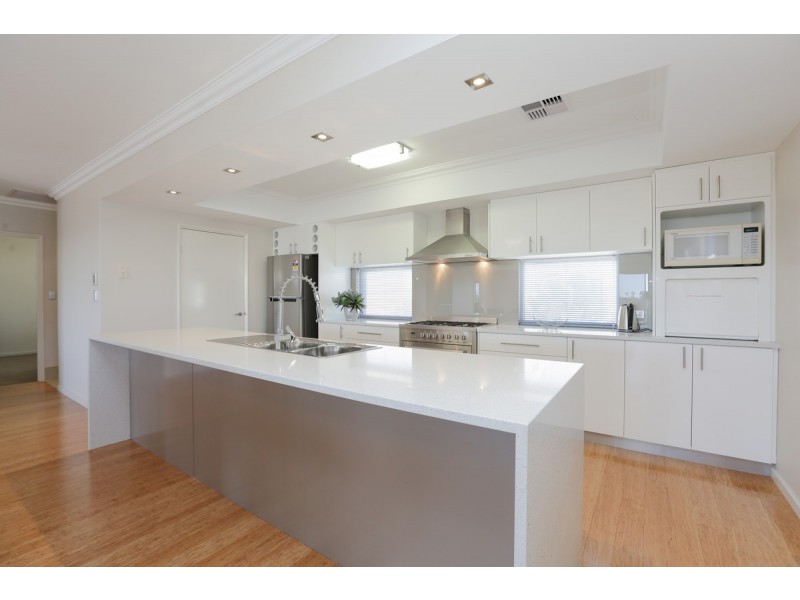 16 Southport Boulevard, Dawesville WA 6211