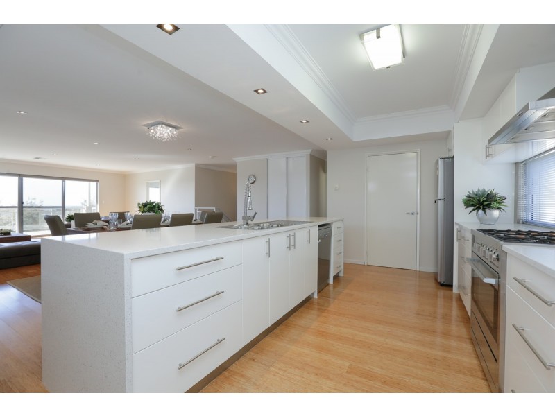 16 Southport Boulevard, Dawesville WA 6211