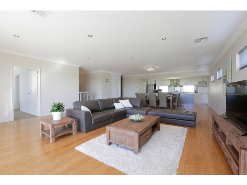 16 Southport Boulevard, Dawesville WA 6211