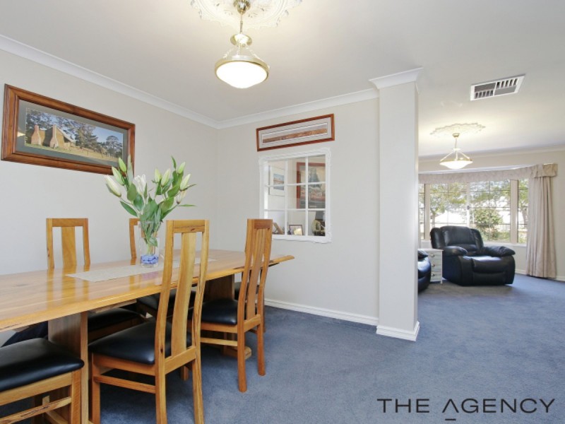 10 The Ramble, Canning Vale WA 6155