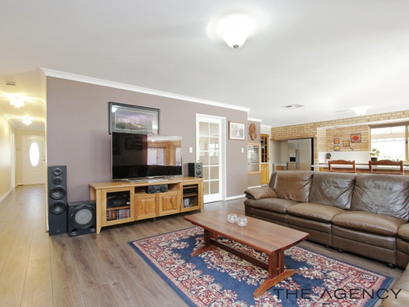 10 The Ramble, Canning Vale WA 6155