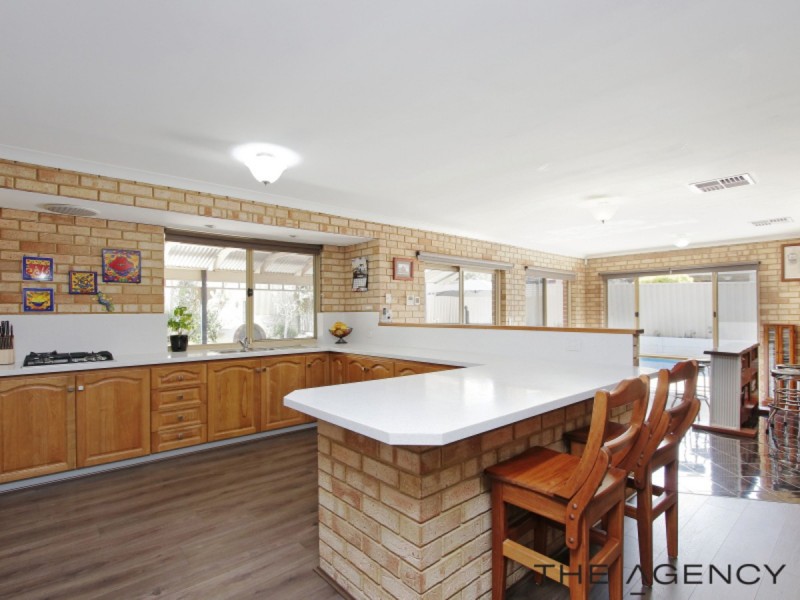 10 The Ramble, Canning Vale WA 6155