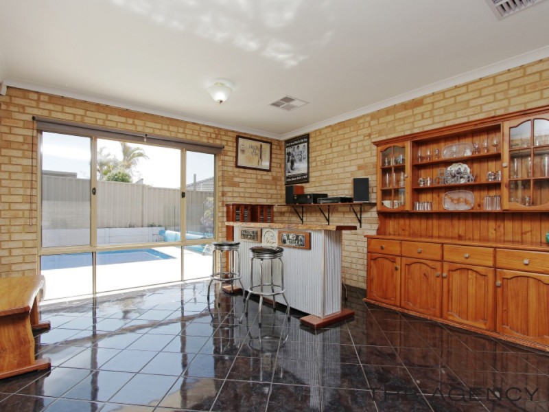 10 The Ramble, Canning Vale WA 6155