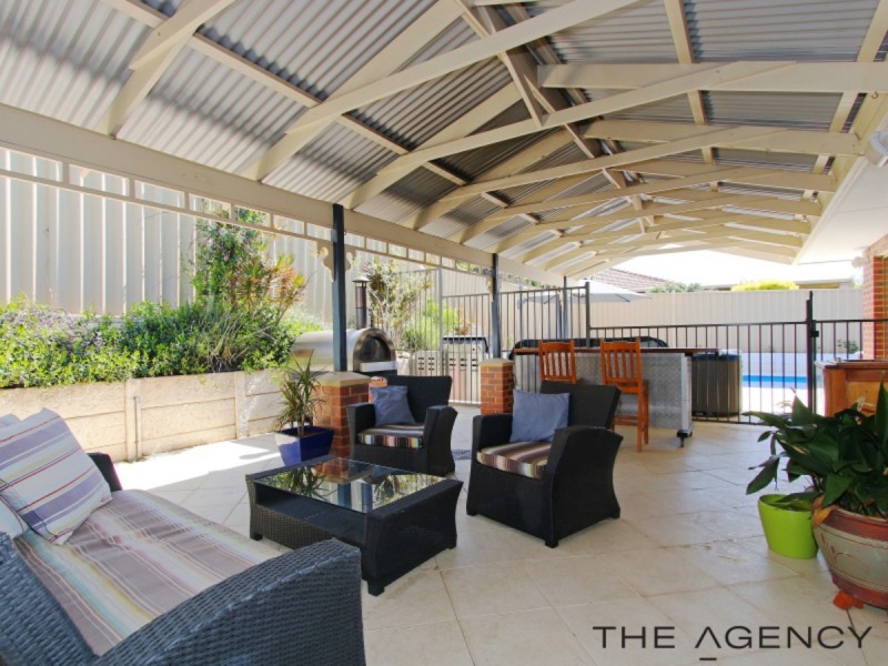 10 The Ramble, Canning Vale WA 6155