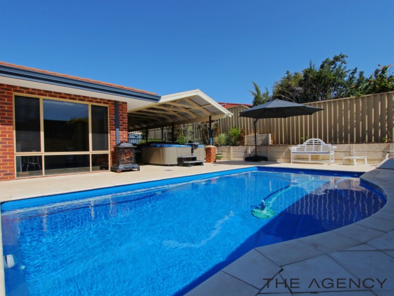 10 The Ramble, Canning Vale WA 6155