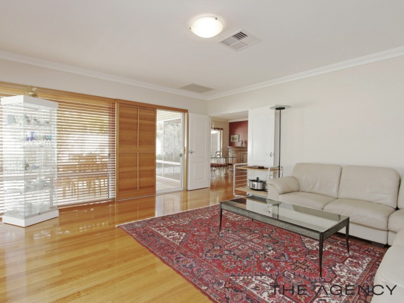 24 Burnside Terrace, Canning Vale WA 6155