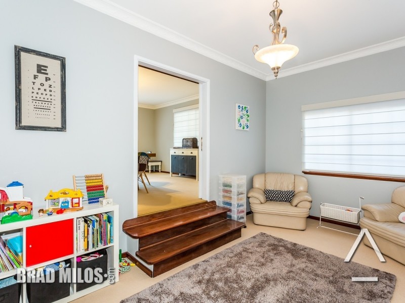 20 Chesterton Street, Spearwood WA 6163