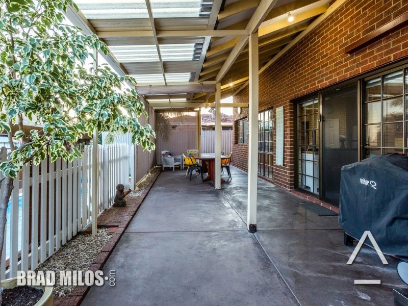 20 Chesterton Street, Spearwood WA 6163