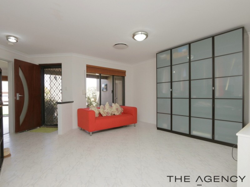 27 Campbell Road, Canning Vale WA 6155