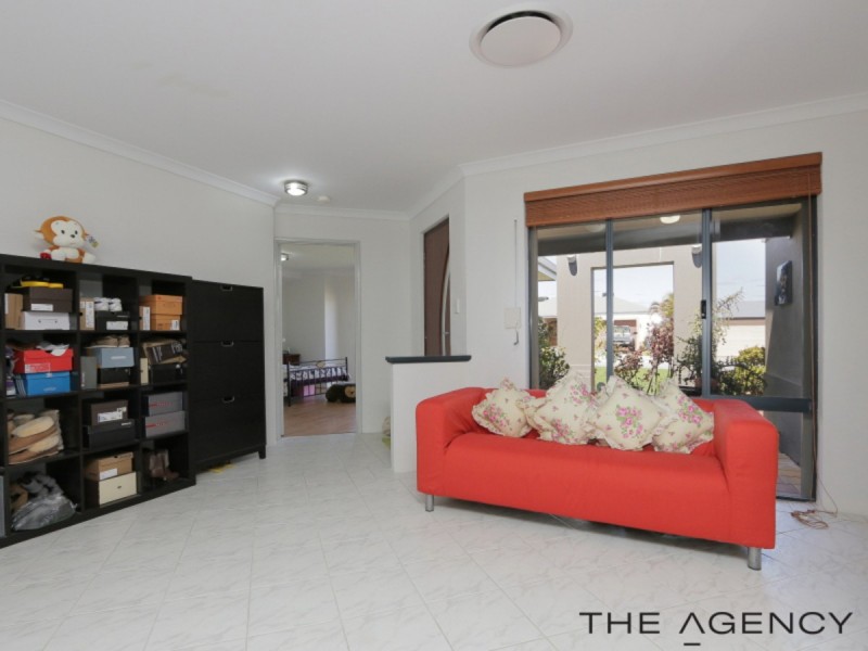 27 Campbell Road, Canning Vale WA 6155