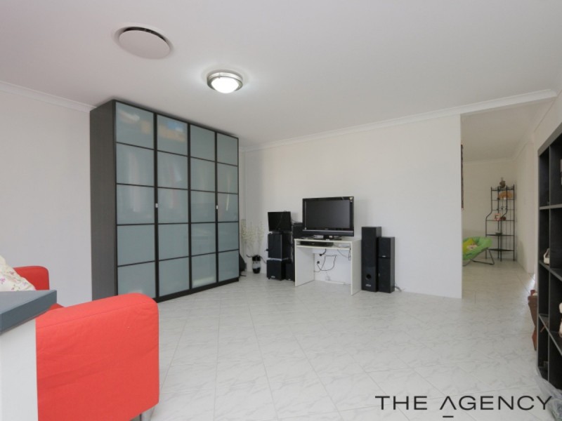 27 Campbell Road, Canning Vale WA 6155