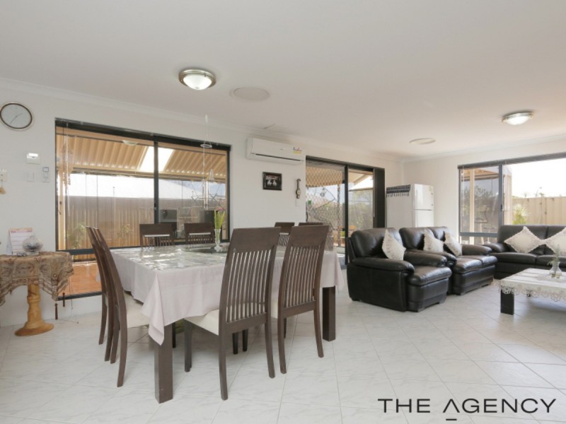 27 Campbell Road, Canning Vale WA 6155