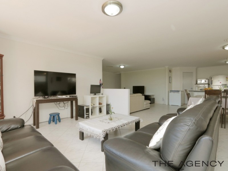 27 Campbell Road, Canning Vale WA 6155