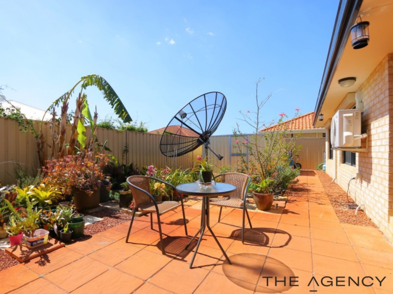 27 Campbell Road, Canning Vale WA 6155