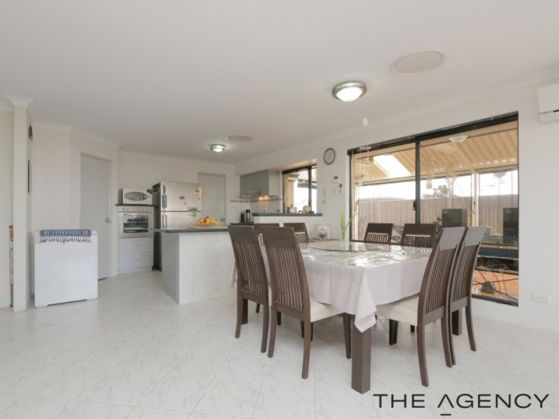 27 Campbell Road, Canning Vale WA 6155