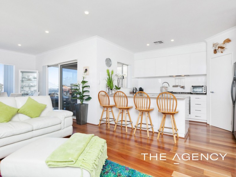 5 Rubus Vista, Halls Head WA 6210