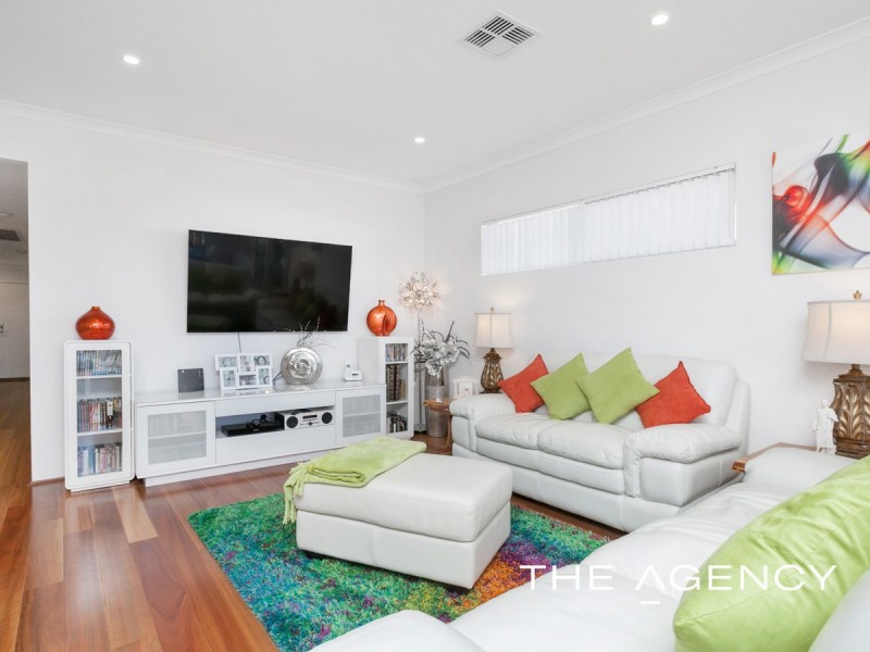 5 Rubus Vista, Halls Head WA 6210