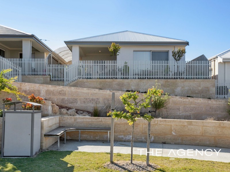 5 Rubus Vista, Halls Head WA 6210