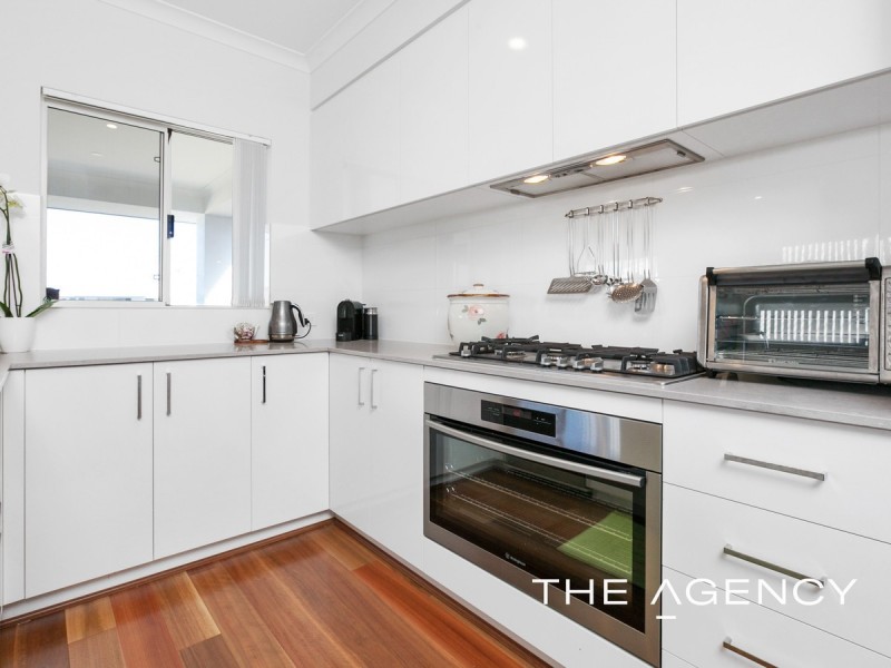 5 Rubus Vista, Halls Head WA 6210