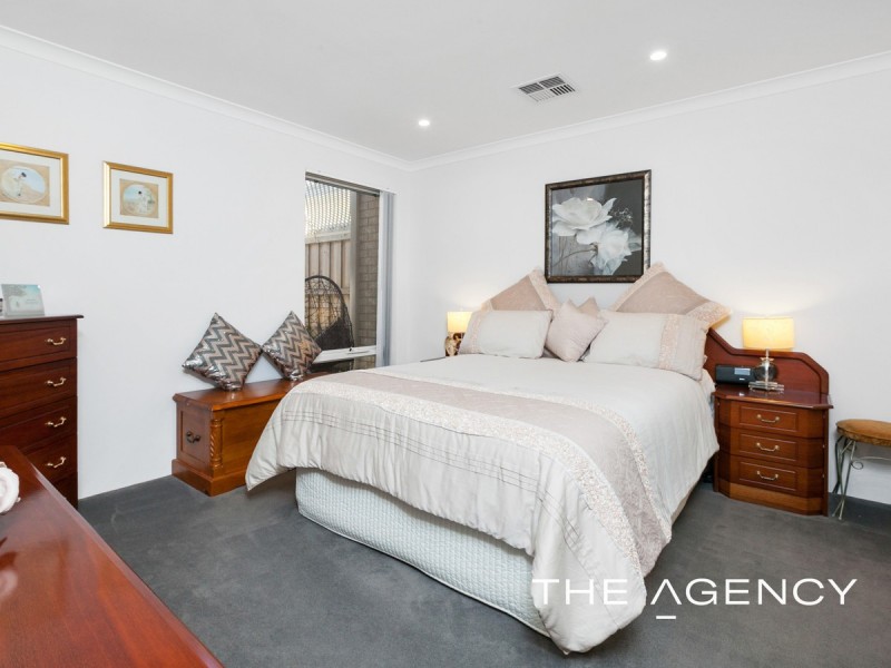 5 Rubus Vista, Halls Head WA 6210