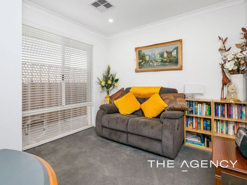 5 Rubus Vista, Halls Head WA 6210