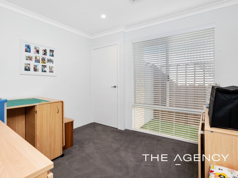 5 Rubus Vista, Halls Head WA 6210