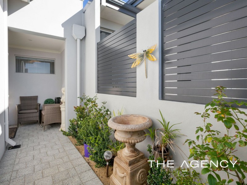 5 Rubus Vista, Halls Head WA 6210