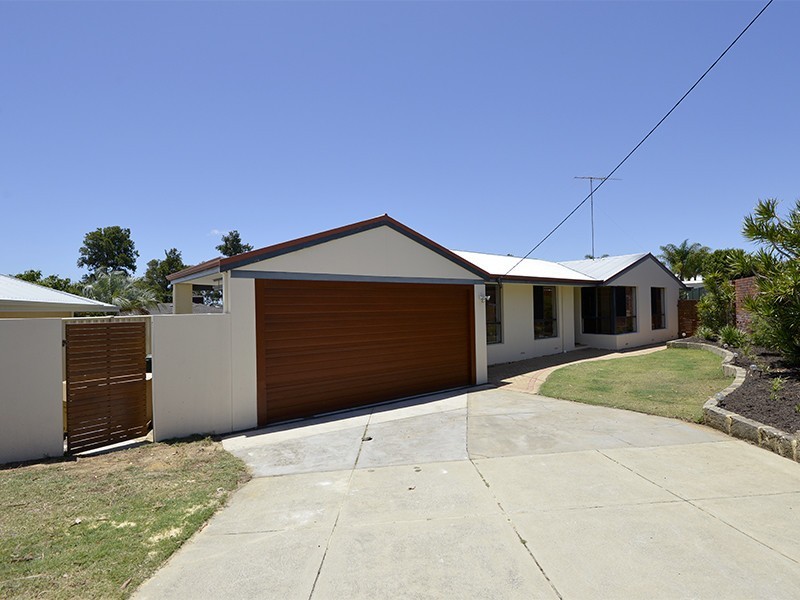 15 Ludgate Way, Gwelup WA 6018