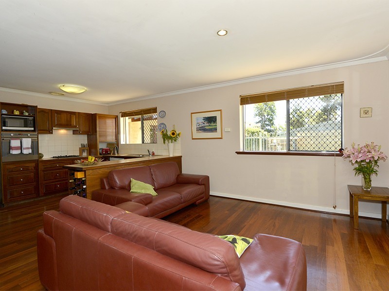 15 Ludgate Way, Gwelup WA 6018