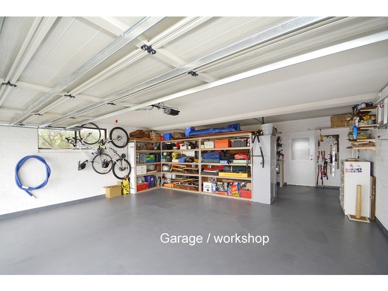 7 Suiza Place, Carine WA 6020