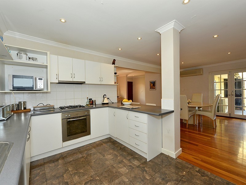 30 Myaree Way, Duncraig WA 6023