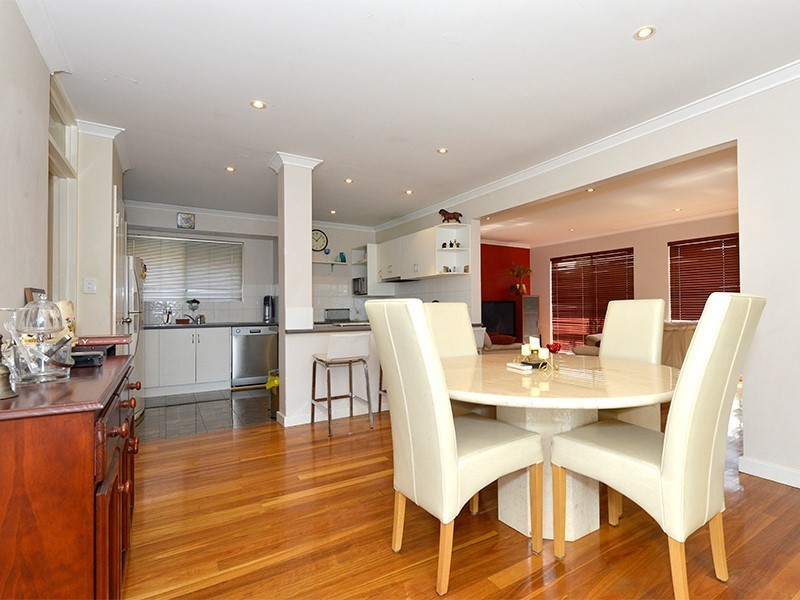 30 Myaree Way, Duncraig WA 6023