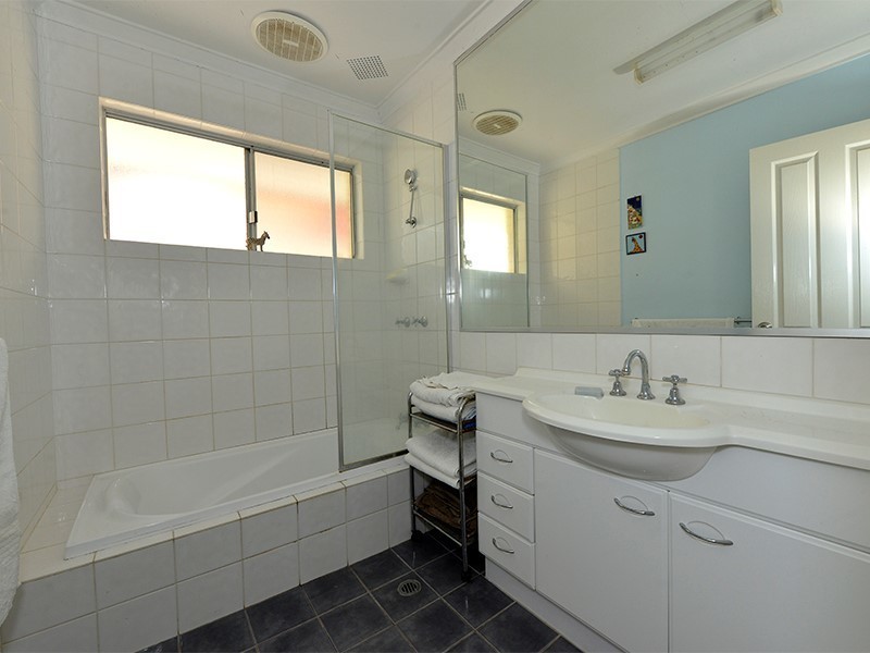 30 Myaree Way, Duncraig WA 6023