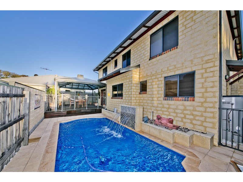 3 Crabbe Place, Karrinyup WA 6018