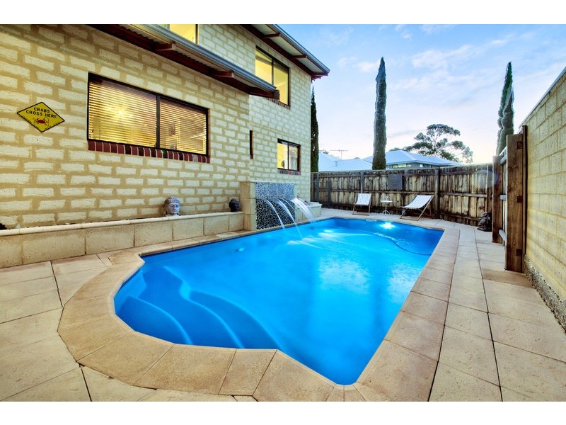 3 Crabbe Place, Karrinyup WA 6018