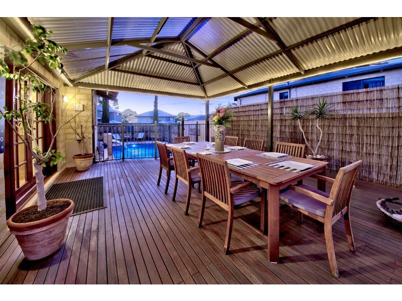 3 Crabbe Place, Karrinyup WA 6018